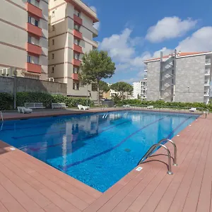 https://mariposa-1023.top-hotels-tarragona.com